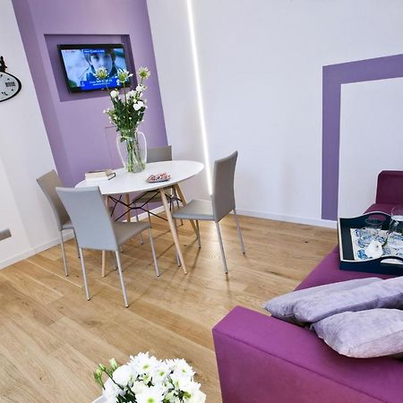 Manzoni 124 Bed&Relax Panzió Esine Kültér fotó